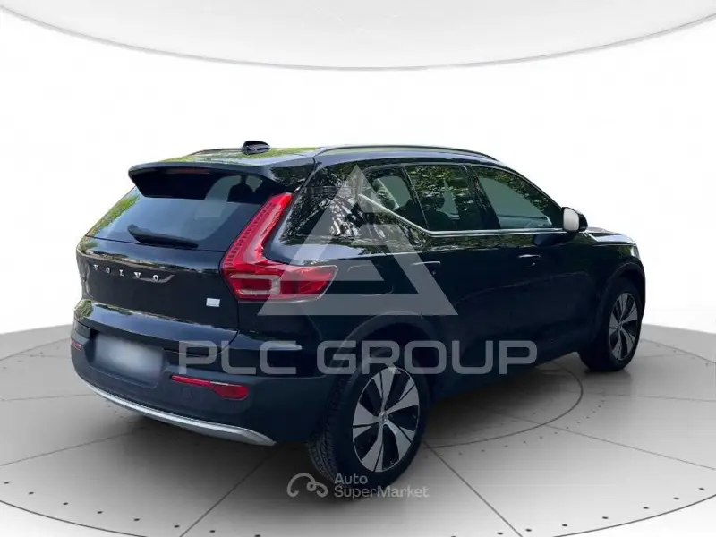 2021 Volvo XC40