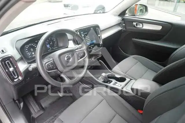 2021 Volvo XC40