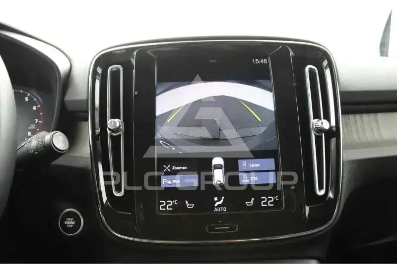 2021 Volvo XC40