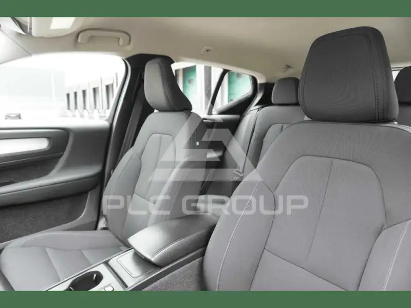 2021 Volvo XC40