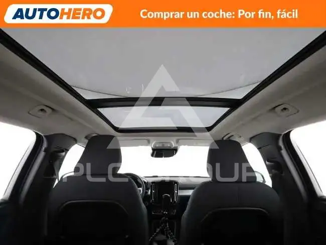 2021 Volvo XC40