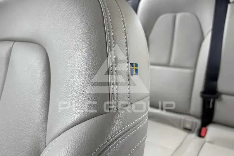 2021 Volvo XC40