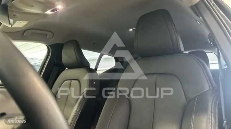2021 Volvo XC40