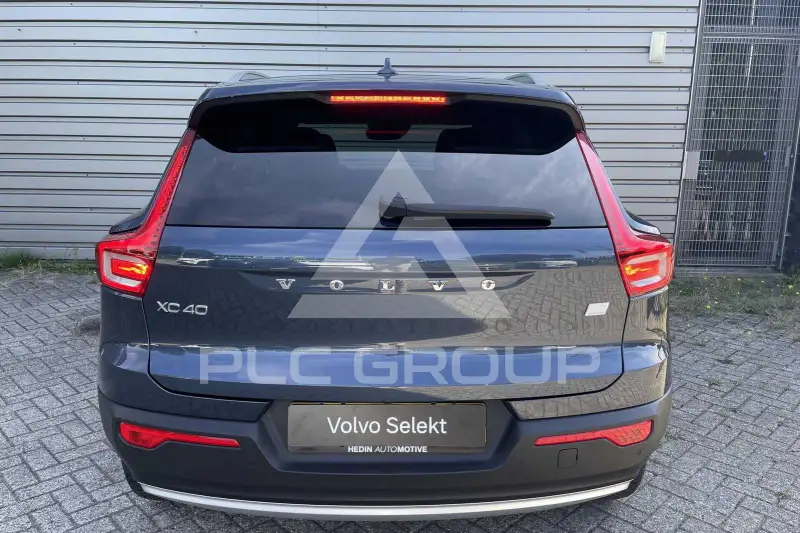 2021 Volvo XC40