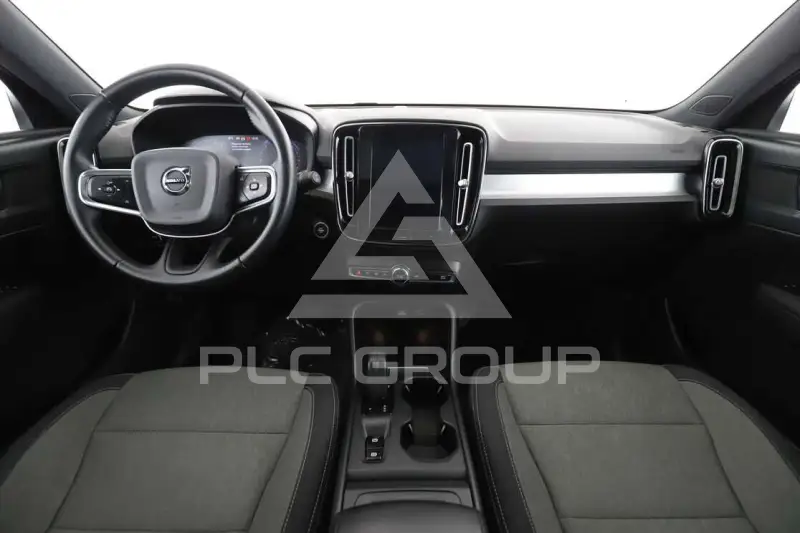 2021 Volvo XC40