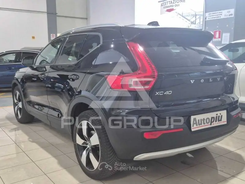 2021 Volvo XC40