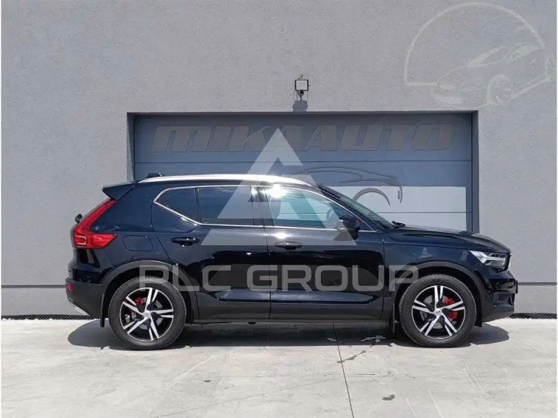 2021 Volvo XC40