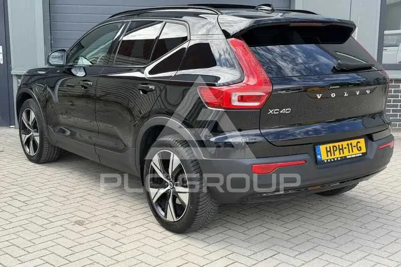 2021 Volvo XC40