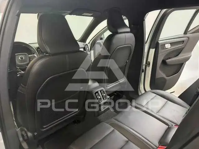 2021 Volvo XC40