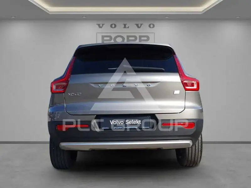 2021 Volvo XC40