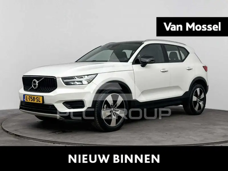 2021 Volvo XC40