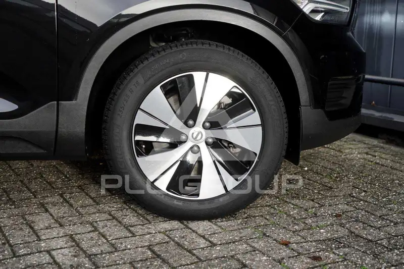 2021 Volvo XC40