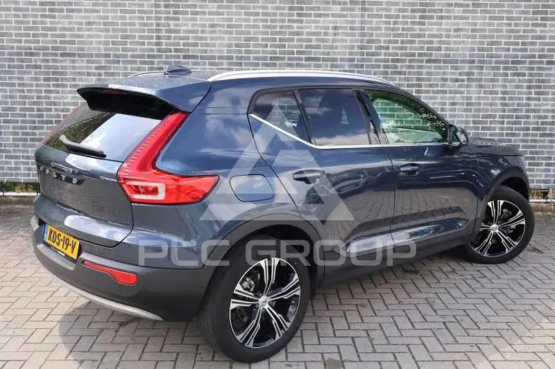 2021 Volvo XC40
