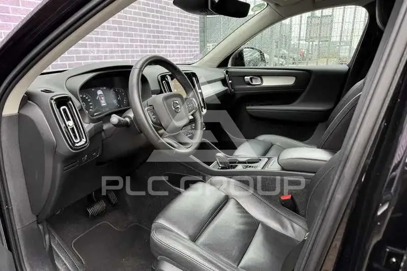 2021 Volvo XC40