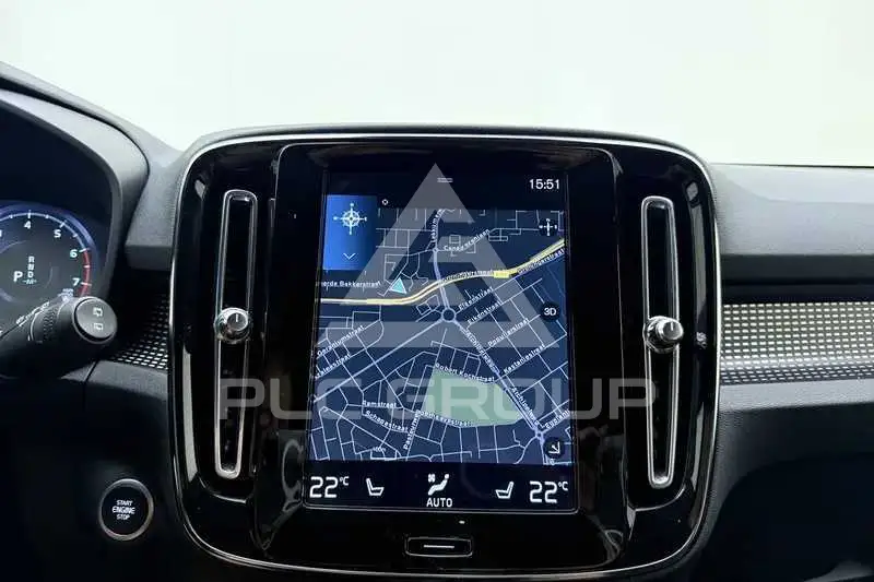 2021 Volvo XC40