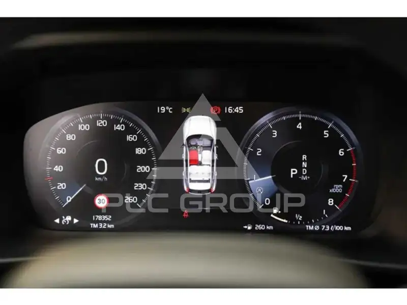 2021 Volvo XC40