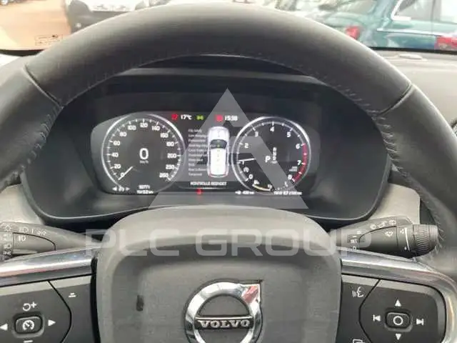 2021 Volvo XC40