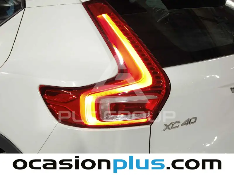 2021 Volvo XC40