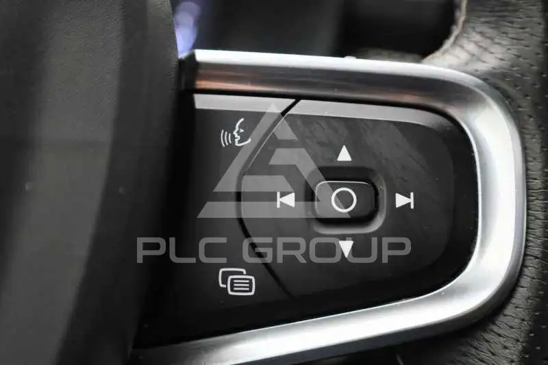 2021 Volvo XC40