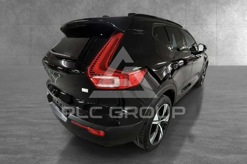 2021 Volvo XC40