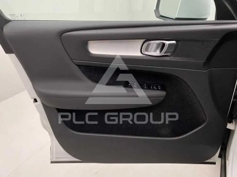 2021 Volvo XC40