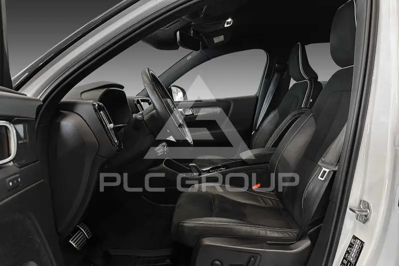2021 Volvo XC40