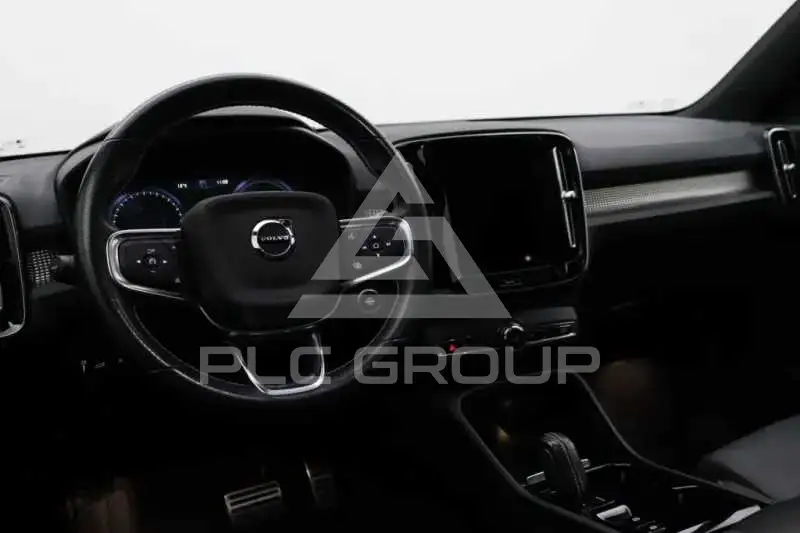 2021 Volvo XC40