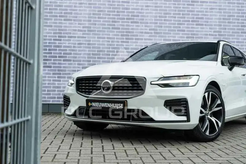 2021 Volvo V60
