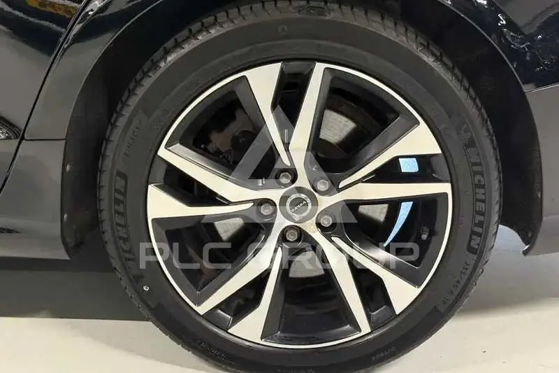 2021 Volvo V60