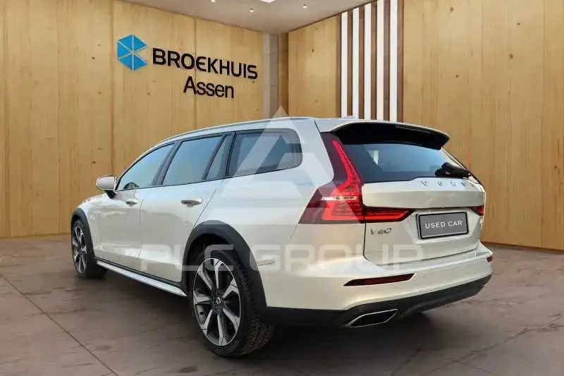 2021 Volvo V60