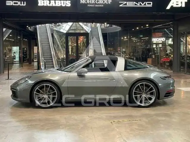 2021 Porsche 911