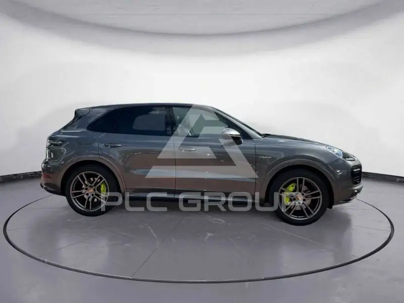 2021 Porsche Cayenne