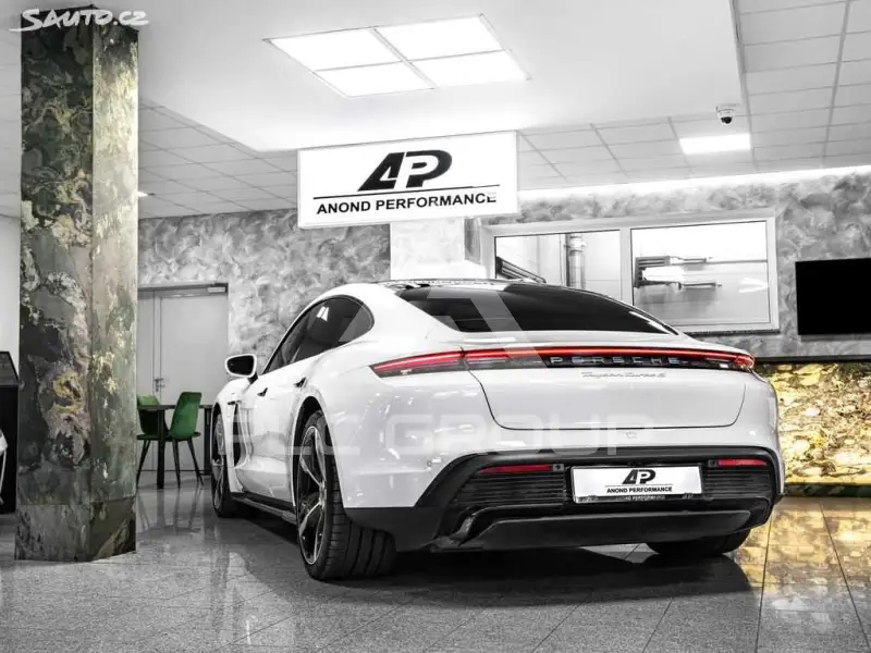 2021 Porsche Taycan