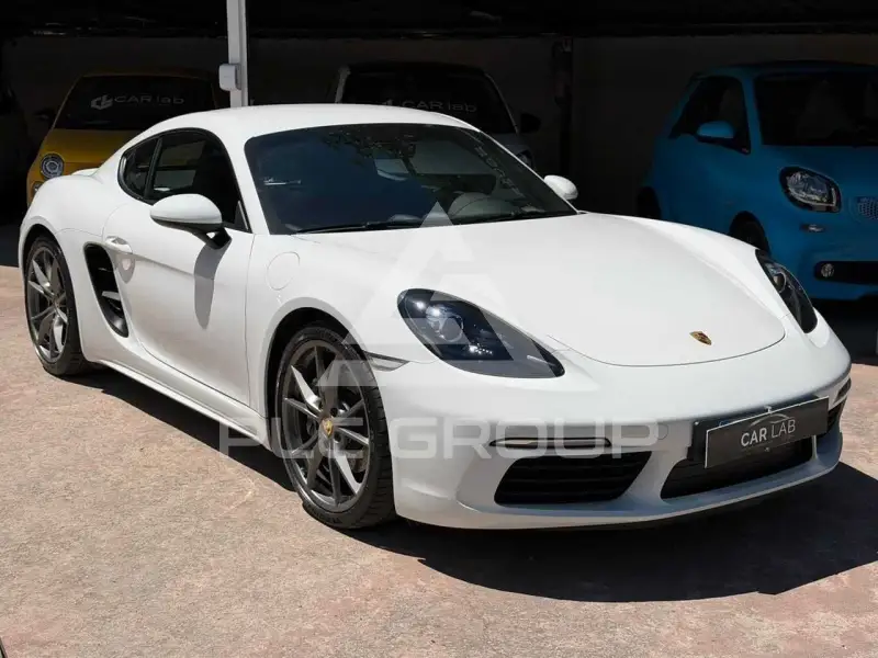 2021 Porsche Cayman