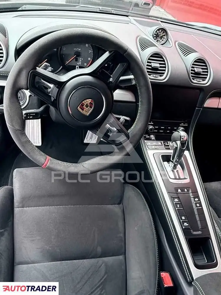 2021 Porsche Cayman