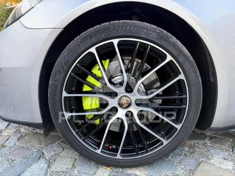 2021 Porsche Panamera