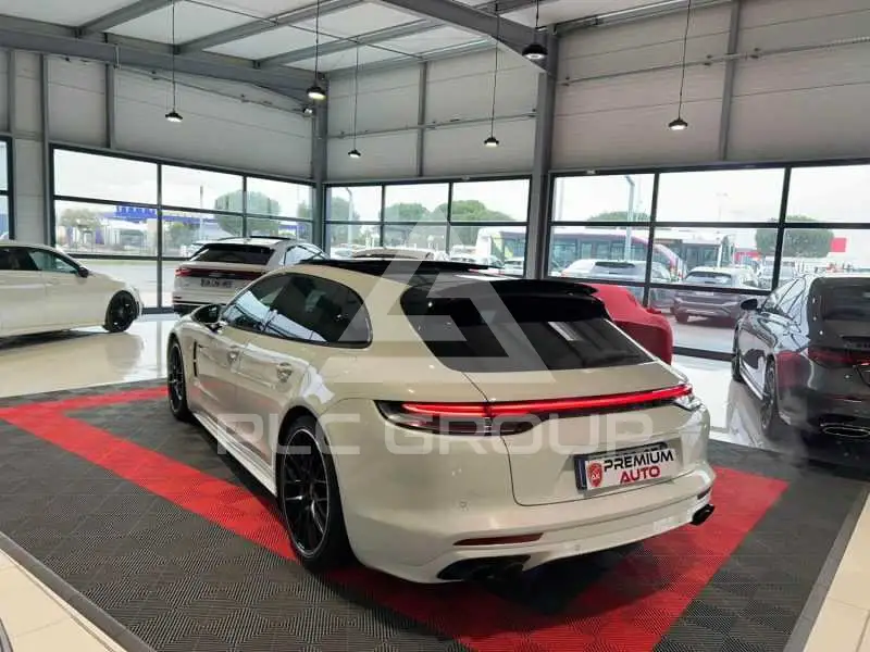 2021 Porsche Panamera