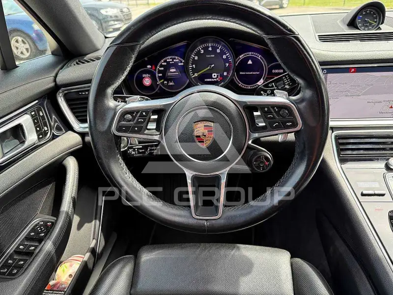 2021 Porsche Panamera