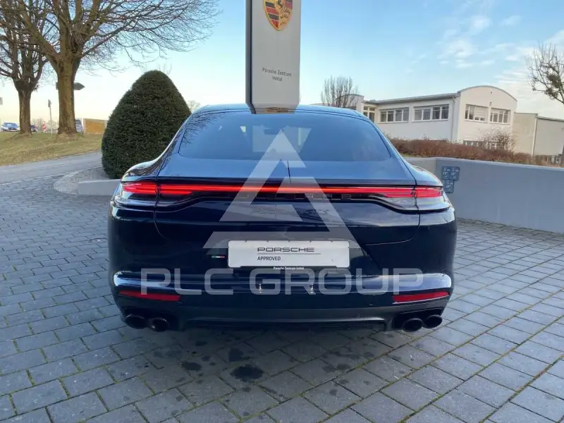 2021 Porsche Panamera