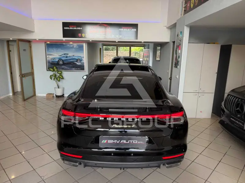 2021 Porsche Panamera