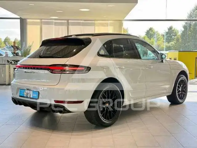 2021 Porsche MACAN