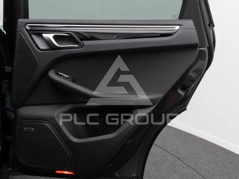 2021 Porsche MACAN