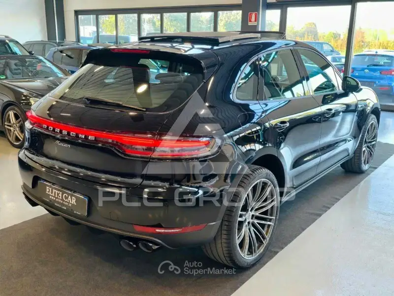 2021 Porsche MACAN