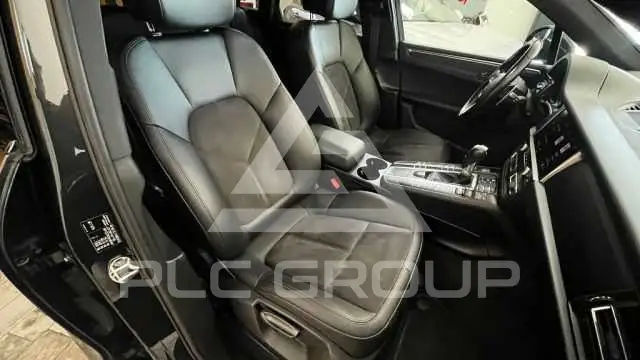 2021 Porsche MACAN