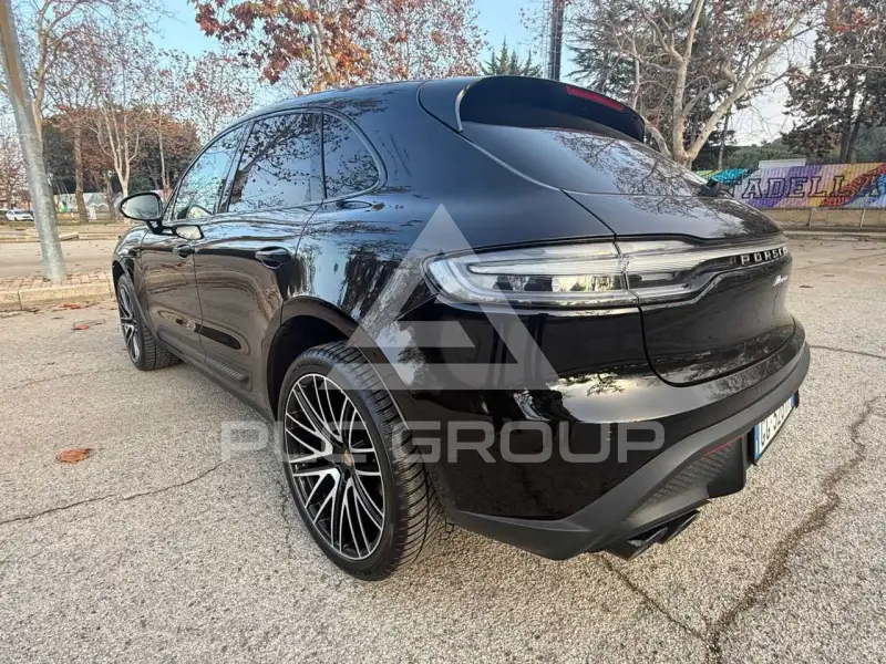 2021 Porsche MACAN