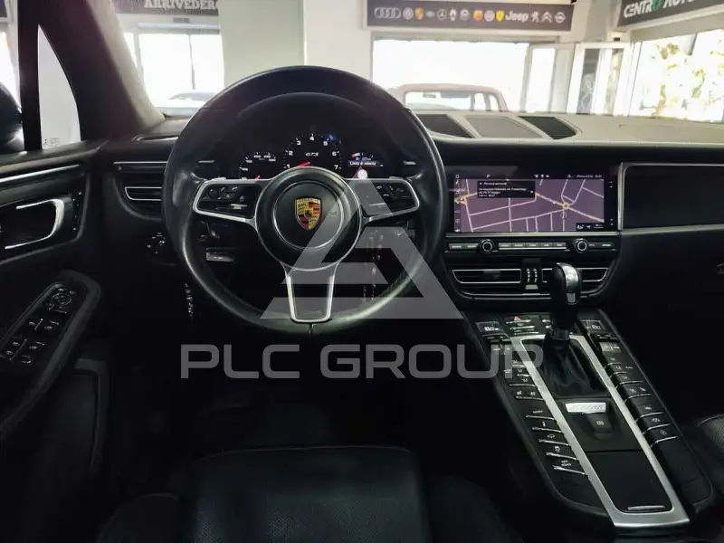 2021 Porsche MACAN