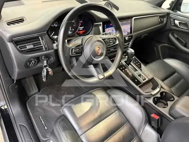 2021 Porsche MACAN