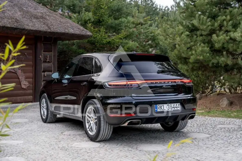 2021 Porsche MACAN