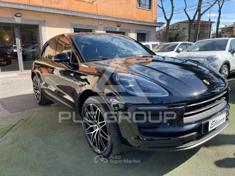 2021 Porsche MACAN