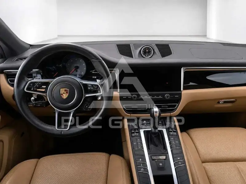 2021 Porsche MACAN